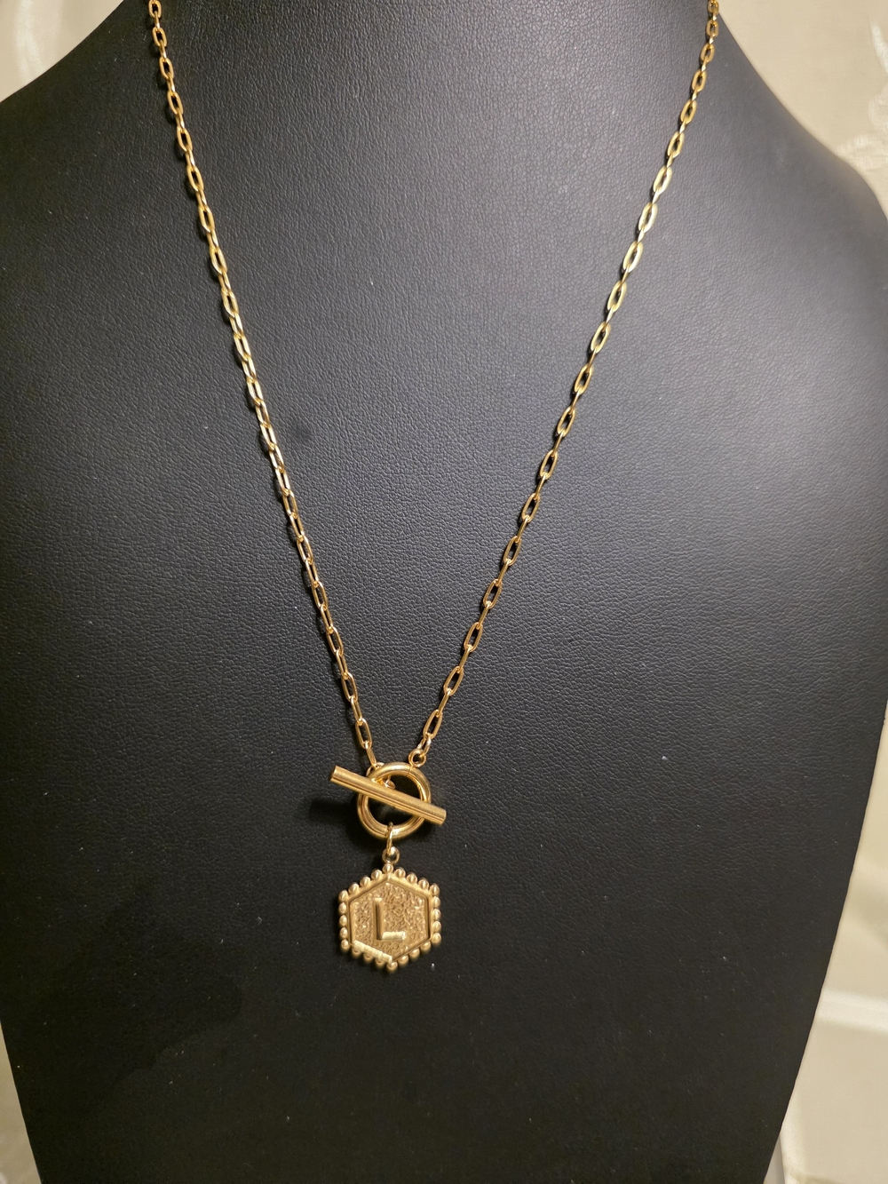 #847 Gold Hexagon Initial L Pendant Necklace - Women Jewelry